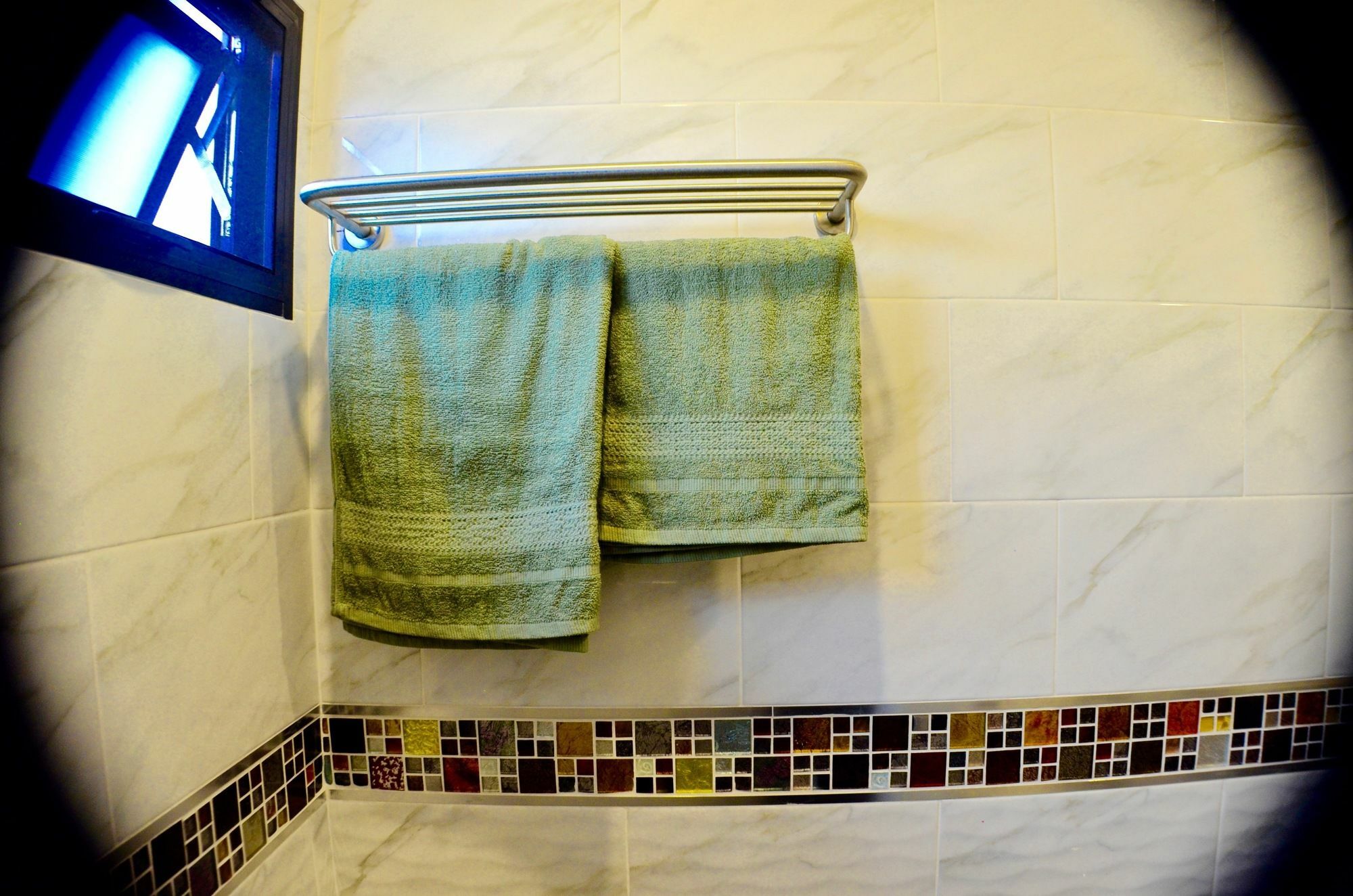 3 Bedroom House @skytrain Hotel 2*