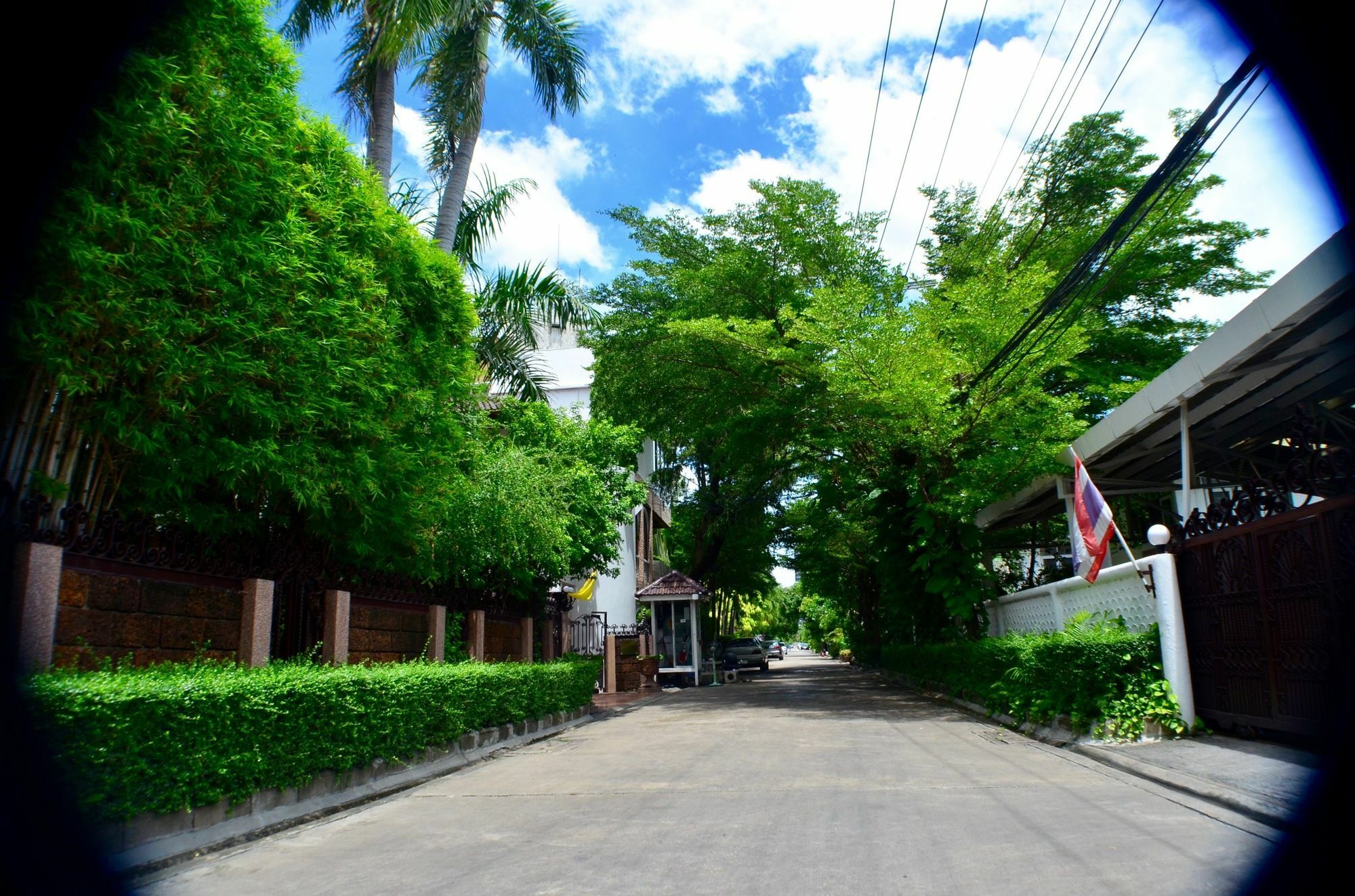 3 Bedroom House @skytrain 2*